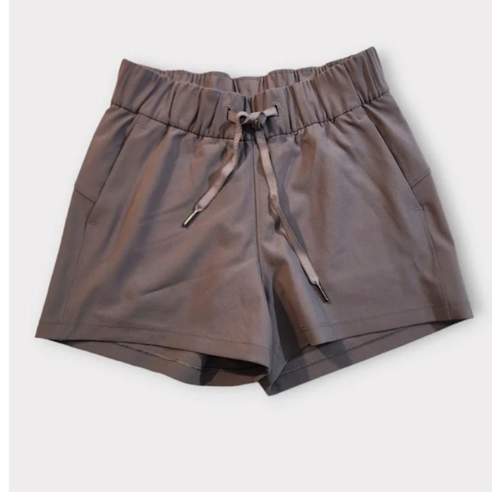 Size 2- Lululemon On the Fly Shorts